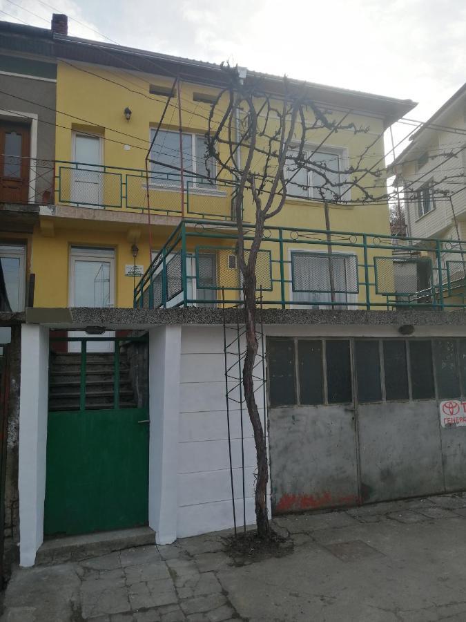 Holiday home дом тодор и тота мутевски