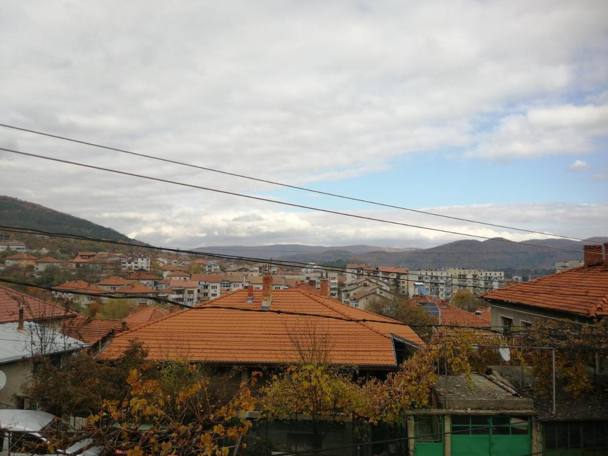 дом тодор и тота мутевски * Troyan (Lovech)