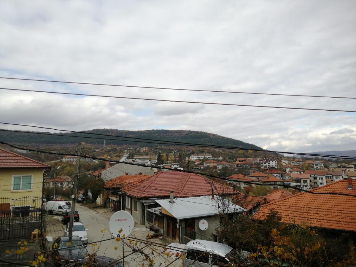 дом тодор и тота мутевски Holiday home Troyan (Lovech)