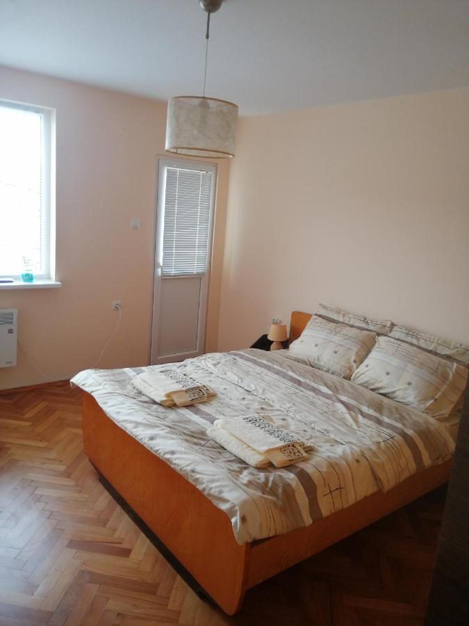 дом тодор и тота мутевски Holiday home