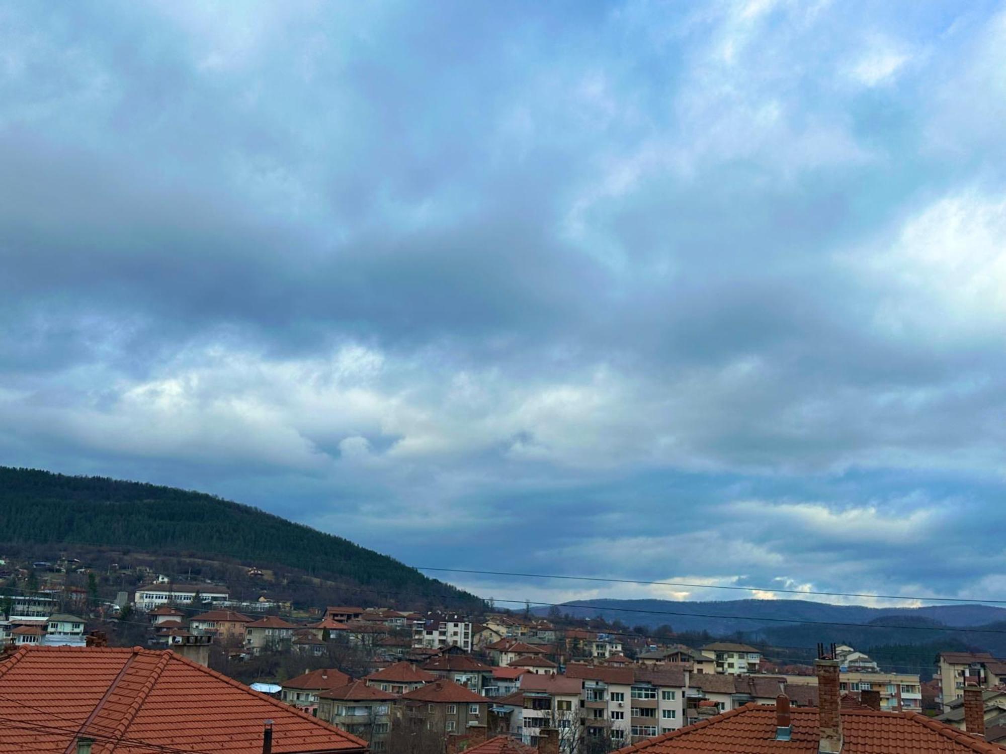 дом тодор и тота мутевски * Troyan (Lovech)